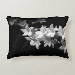 Jasmine Black and White Flowers Photograph Prydnadskudde