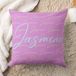 Jasmine Upprepad Namnmönster Kudde