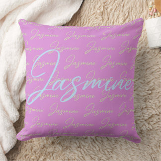Jasmine Upprepad Namnmönster Kudde