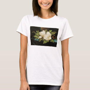 Jättemagnolior på en blå sammetsduk av MJ Heade T-shirt
