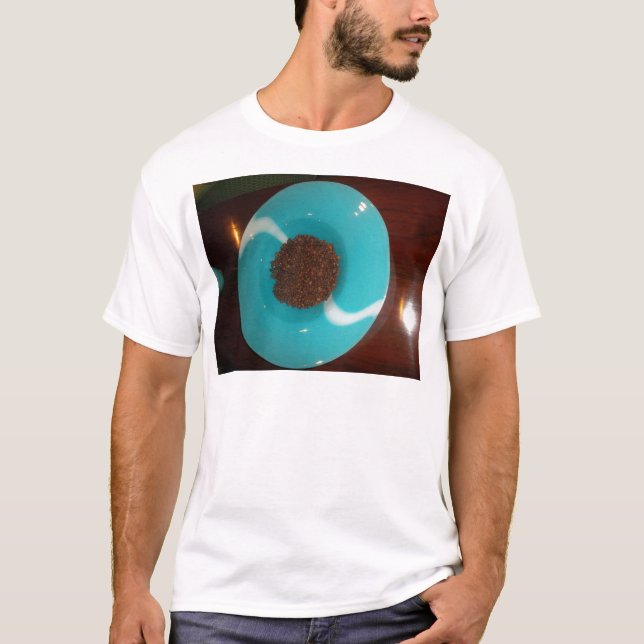 Java Vibes: kaffebönor och cyan Blue Bowl Art T Shirt (Framsida)