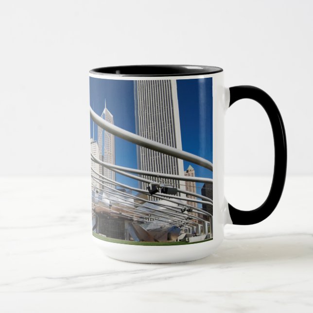 Jay Pritzker Pavilion, Millennium Park Mugg (Höger)
