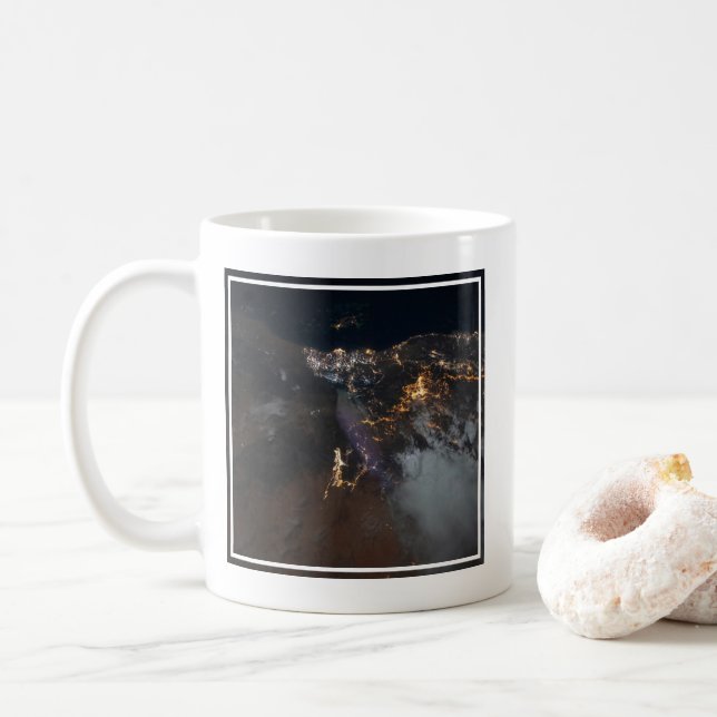Jazans kommun och dess förorter Ljus Kaffemugg (Med munk)