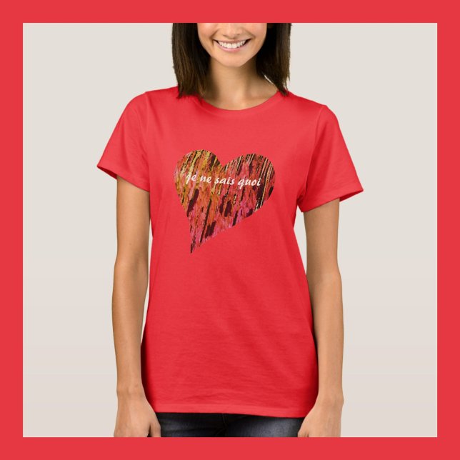 Je Ne Sais Quoi Red Heart Chic T-Shirt (Skapare uppladdad)