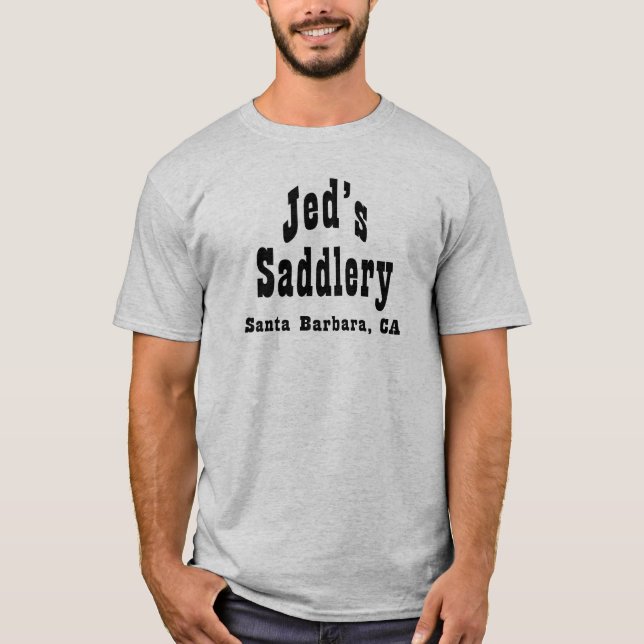 Jeds Saddlery ~ The Lyons Saga T Shirt (Framsida)