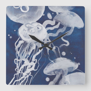 Jellyfish on Navy Background Fyrkantig Klocka