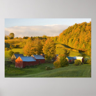 Jennegården i Woodstock, Vermont. Höst. 2 Poster