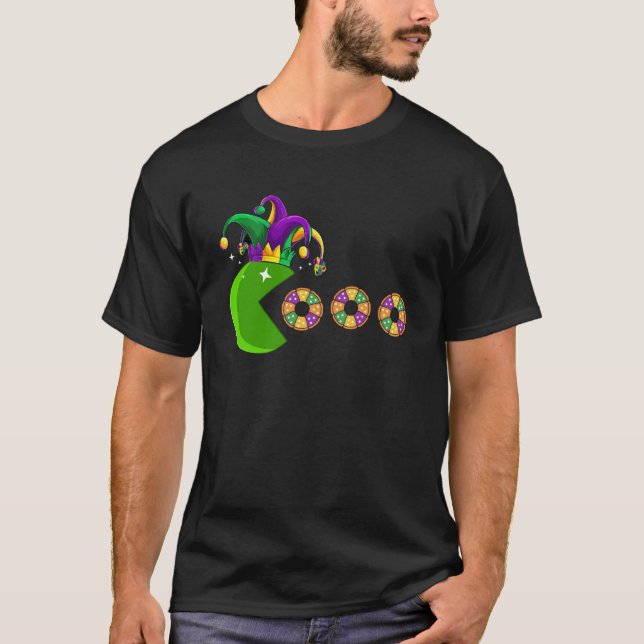 Jester Hat Eating Kung Cakes Mardi Gras Festival T Shirt (Framsida)