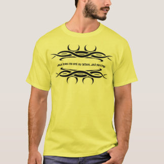 jesus älskar mig och min tatueringar och piercings tee shirt