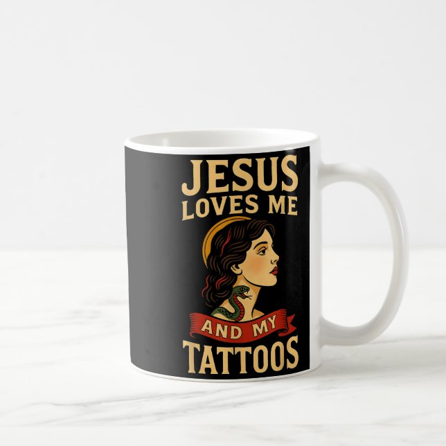 Jesus älskar mig och mina tatueringar _3  kaffemugg (Höger)