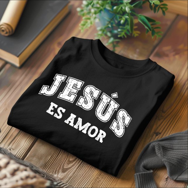 Jesús Es Kärlek Distress Christian Spain T-Shirt (Skapare uppladdad)
