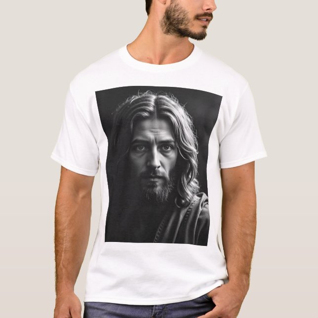 Jesus Kristus - Handdesignad Träkol Porträtt T Shirt (Framsida)