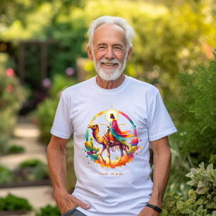 Jesus på en kamel i ett vibrerande ökenlandskap t shirt