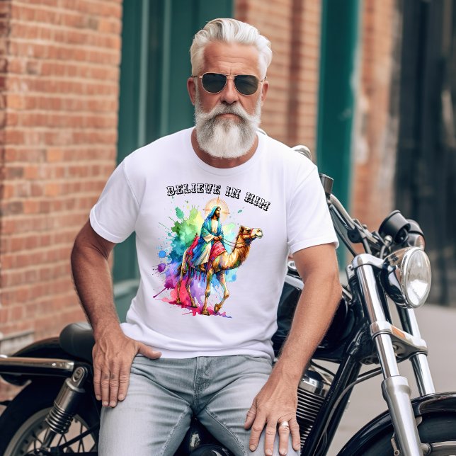 Jesus som kör en kamel genom ett vibrerande landsk t shirt (Skapare uppladdad)