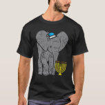 Jewish Elephant Menorah Hanukkah Chanukah Animal L T Shirt<br><div class="desc">Ta den judiska Elephant Menorah T-Shirt som 2020 Hanukkah-gåva till din helige vän eller familjemedlem. Skruva din dröm i åtta nätter och ha en lycklig-Hannukah på sig den fula Chanukah-judejulen Pajama Hebrew Outfit!</div>