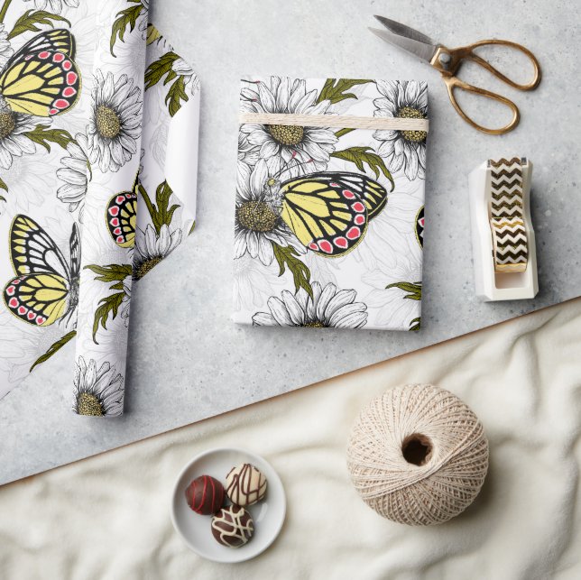 Jezebel butterflies och daisy blommor på vita presentpapper (Hantverk)