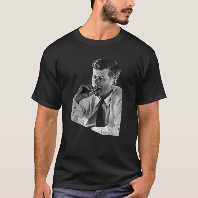 JFK John F Kennedy Cigar Smoking T Shirt (Framsida)