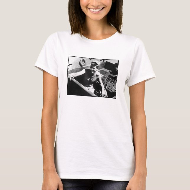 JFK på PT-109 Tee Shirt (Framsida)