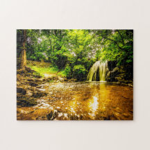 Jigsaws Janets Foss-vattenfall North Yorkshire.