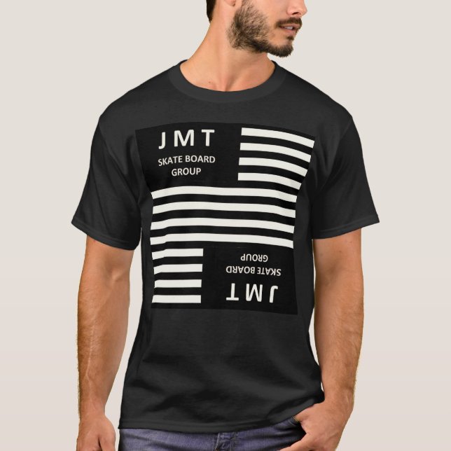 JMT USA. EDITION Basic Dark T-Shirt (Framsida)