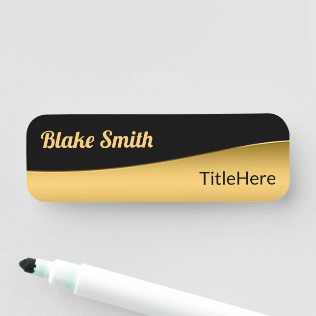 Jobbtitel svart och guld-skript namnbricka (På plats)