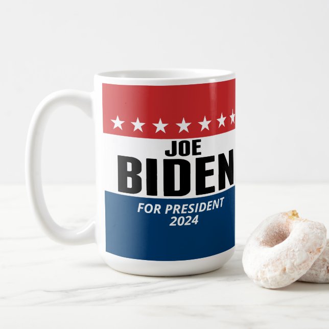 Joe Biden 2024 - Klassisk design Rött vitt blått Kaffemugg (Med munk)