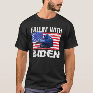 Joe Biden faller ner på scen Biden Falling underny T Shirt