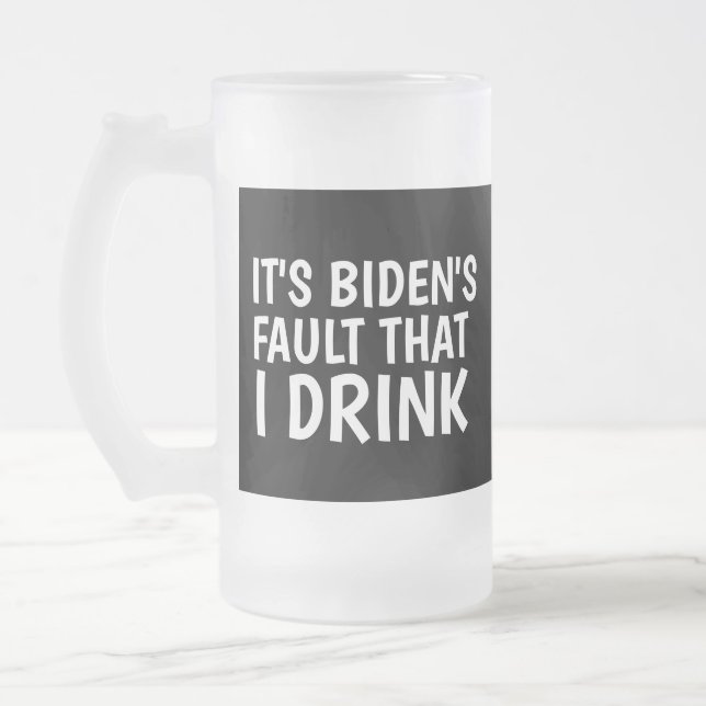 JOE BIDEN FUNNY FROSTED GLASS MUGG FOR PAPPA (Vänster)
