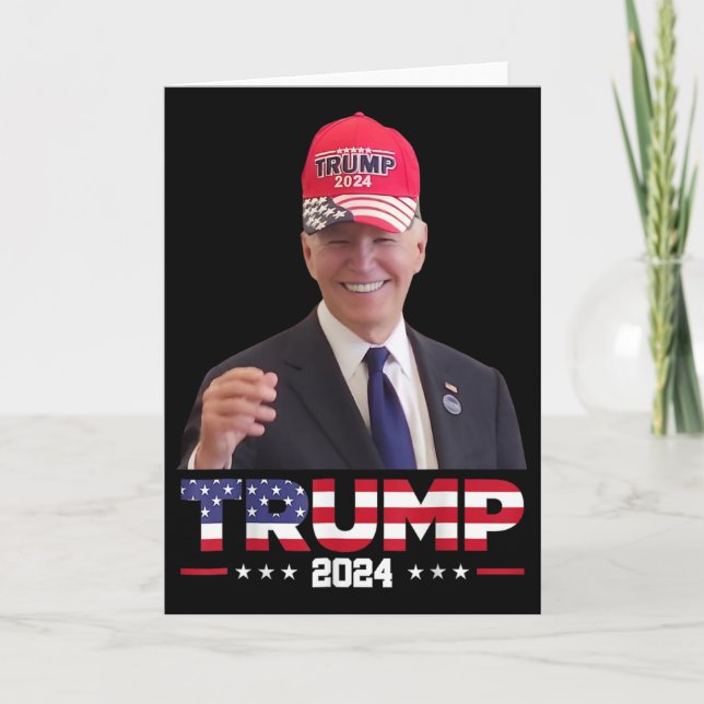 Joe Biden iförd en Trump-hatt 1  Kort (Framsida)
