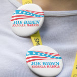 Joe Biden Kamala Harris för Amerika Knapp<br><div class="desc">Joe Biden Kamala Harris 2020 Amerikanska Flagga-knappen för de demokratiska kandidaterna i party. Rösta demokrat i 2020 års presidentval till plocka Biden. Coola American flagga design.</div>