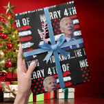 Joe Biden Merry 4:e du vet... Sak Presentpapper<br><div class="desc">Biden Dazed Merry 4:e av er känner Sak. Biden Dazed Merry 4:e av er vet...  den Sak-nuny Biden. God 4 juli,  du känner till julen i Sak. En sarkastisk humoristisk gåva till demokrater eller republikaner som är anti Joe Biden för president</div>