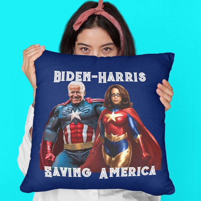 Joe Biden och Kamala Harris as Superheros Kudde (Skapare uppladdad)