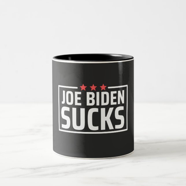 joe Biden Sucks Två-Tonad Mugg (Center)