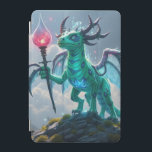Johann, der Blitzdrache iPad Mini Skydd<br><div class="desc">Johann ist kein gewöhnlicher Drache – er wurde im Herzen eines Sturms geboren. Wenn er seine Flügel ausbreitet,  zucken Blitze über den Himmel und der Donner folgt seinem Ruf.  
Mit funkelnden Schuppen und leuchtenden Augen durchquert er die Wolken,  beschützt die Träumenden und bringt Magie in jede Welt.</div>