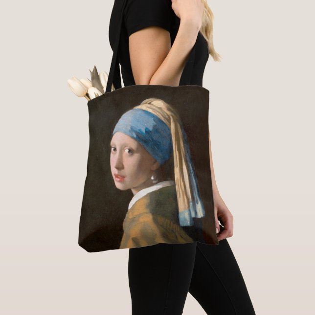 Johannes Vermeer, Girl with a Pearl Earring (1665) Tygkasse (Närbild)