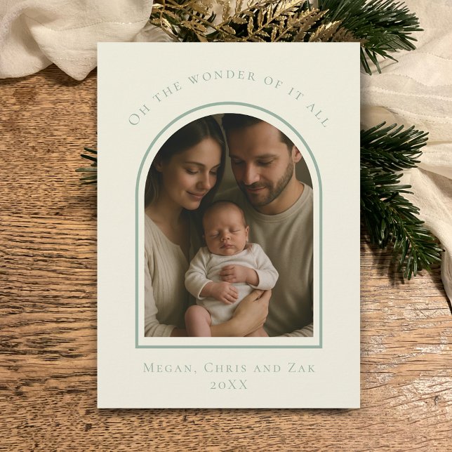 John 3:16 Modern Sage Elegant Båge Jul Foto Julkort (Elegant arch photo template, Sage & cream personalized Christmas photo card. Custom John 3:16
)