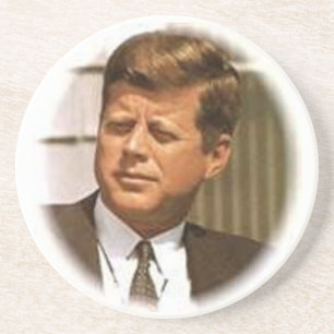 John F Kennedy Underlägg