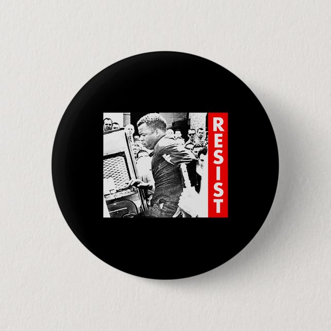 John Lewis - Resist Knapp (Framsida)