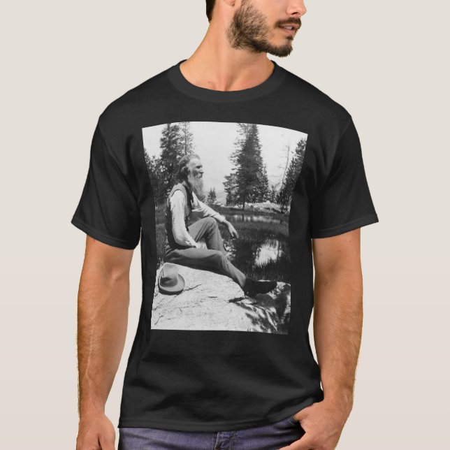 John Muir - &quot;John of the Mountain&quot; Clas T Shirt (Framsida)