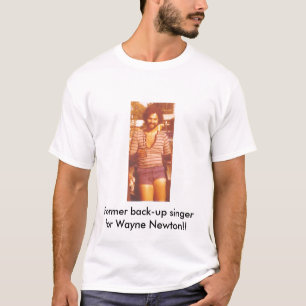 johny koz lägger benen på ryggen, den tidigare t-shirt