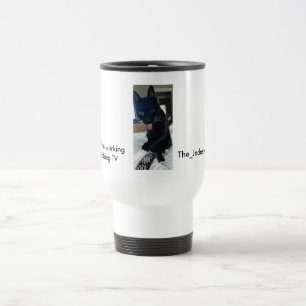 Joke mugg-katt med tunga-färglös i fjärran resemugg