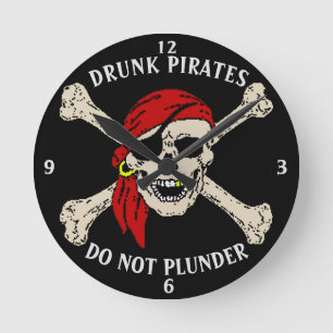 Jolly Roger Pirat Skull Bones Red Bandanna Round Rund Klocka