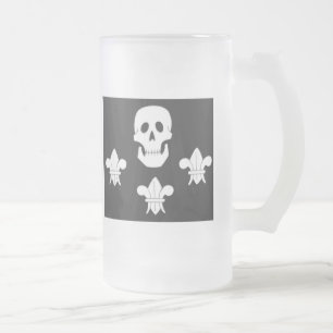 JOLLY ROGER SKULL OCH TRE LILIES FLAGGA FROSTAT ÖLGLAS