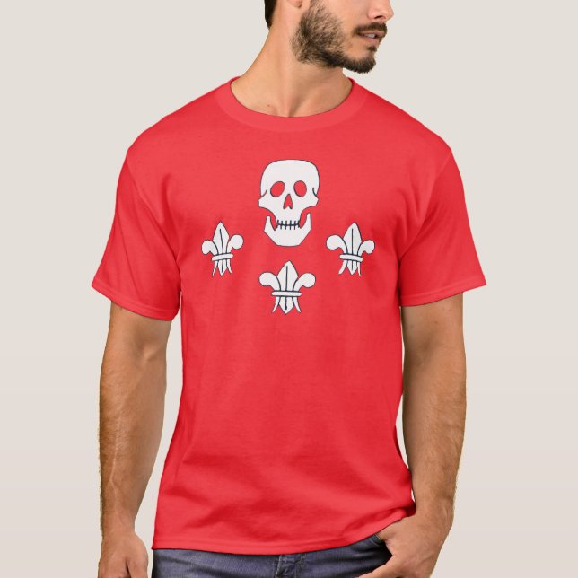 JOLLY ROGER SKULL OCH TRE LILIES FLAGGA TEE SHIRT (Framsida)