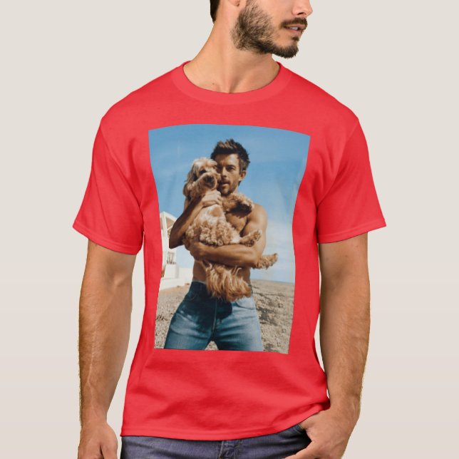 Jonathan Bailey utsedd till årets mest levande ela T Shirt (Framsida)