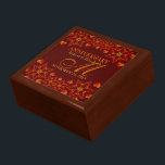 Jord Sommardag i Bröllop, årsdag för Kärlek Minnesask<br><div class="desc">Anpassad design monogram träpresenter lådor med lock: Unik och Snyggt fractal art snöre i korallklämmor och beröring av guld snöre liknande design - Exquisite and elegant personligt bröllp, Anniury eller förlovning present. Anpassa med namn, årsdag och monogram eller siffror - som är gjorda i en underbar presentlåda av trä till...</div>