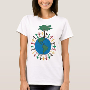 Jorda en kontakt dagen med figurer och träd - tee shirt