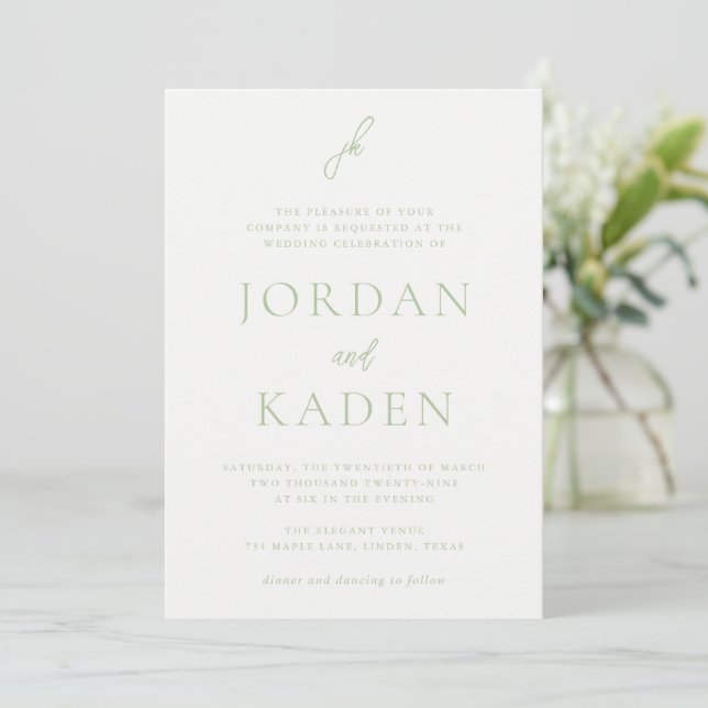Jordan Soft Sage Script Monogram Elegant bröllop Inbjudningar (Stående Fram)