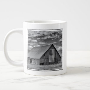 Jordbruk BW American Flagga Barn Scene Jumbo Mugg