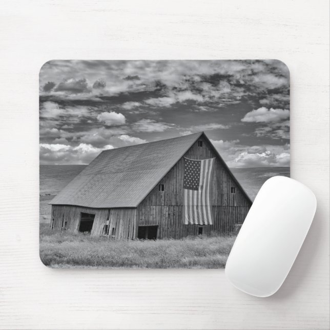 Jordbruk | BW American Flagga Barn Scene Musmatta (Med mus)